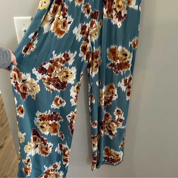 Floral jumpsuit - Picture 4 of 7